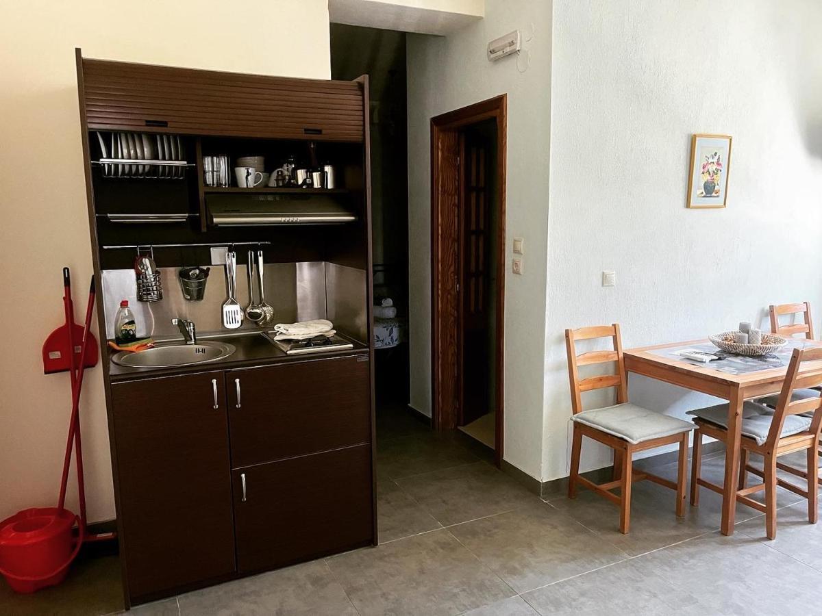 Guesthouse Kaliepia Ierissós Esterno foto