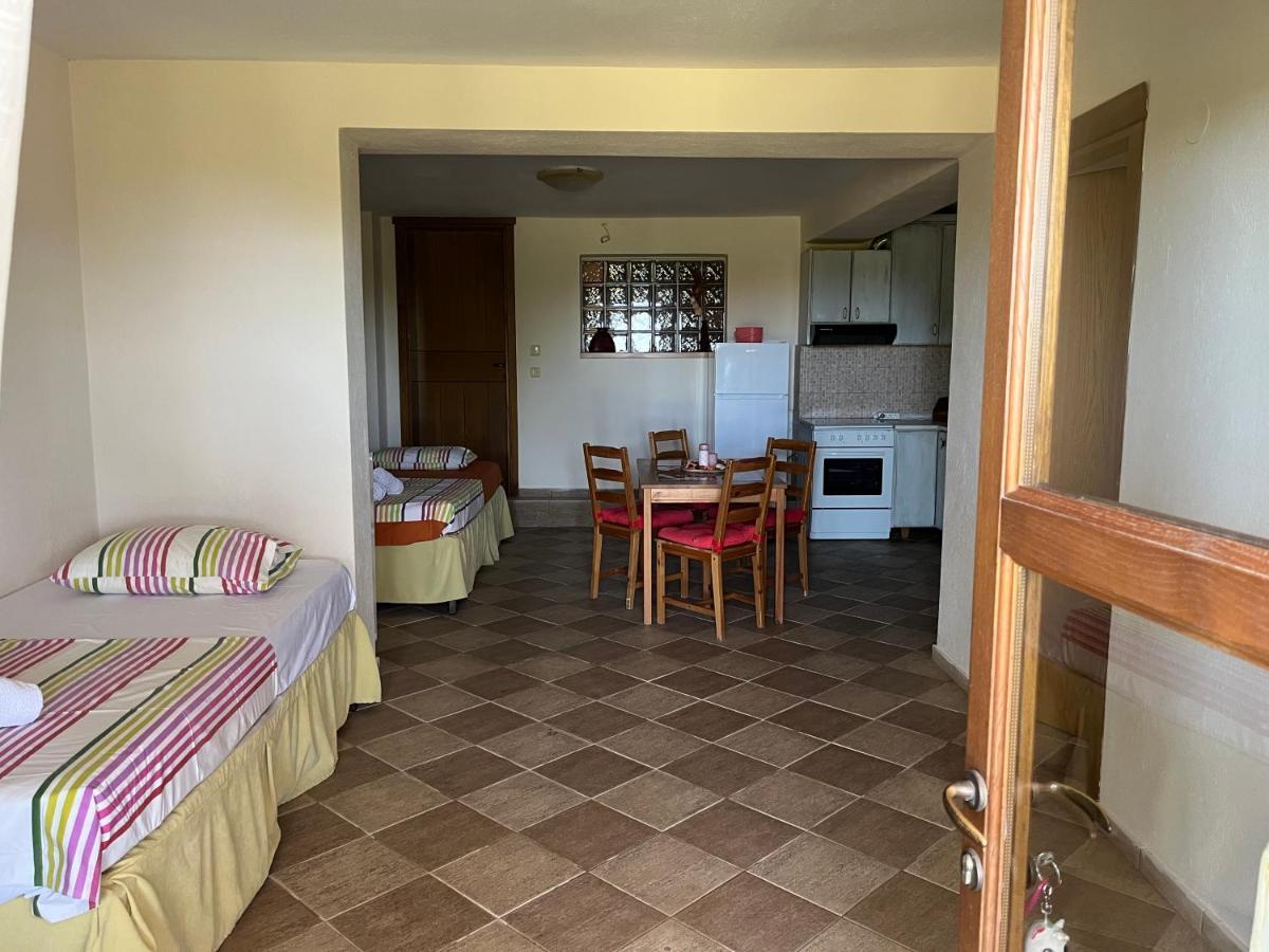 Guesthouse Kaliepia Ierissós Esterno foto