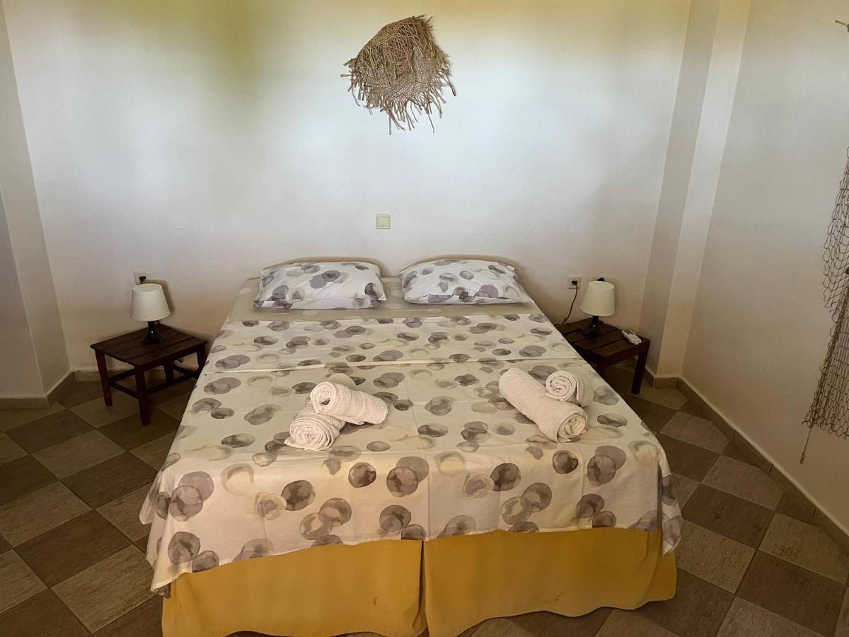 Guesthouse Kaliepia Ierissós Esterno foto