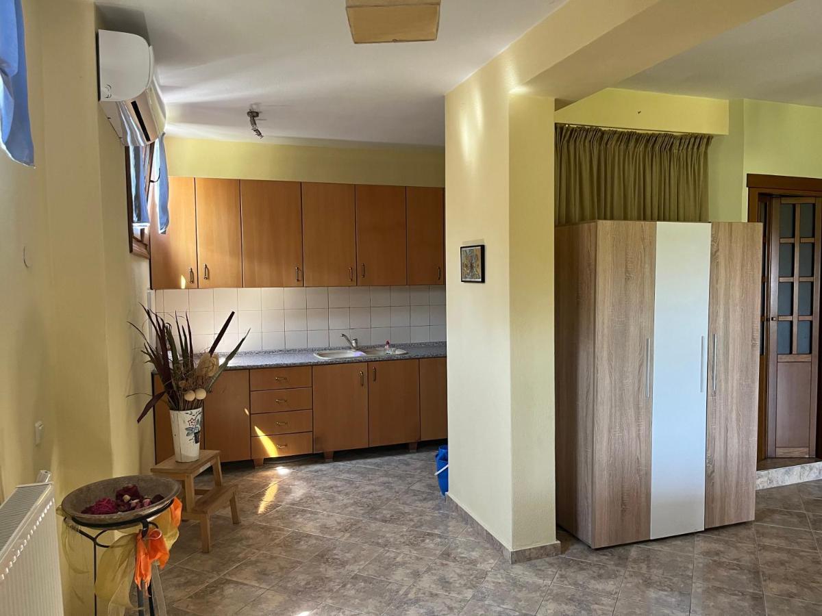 Guesthouse Kaliepia Ierissós Esterno foto